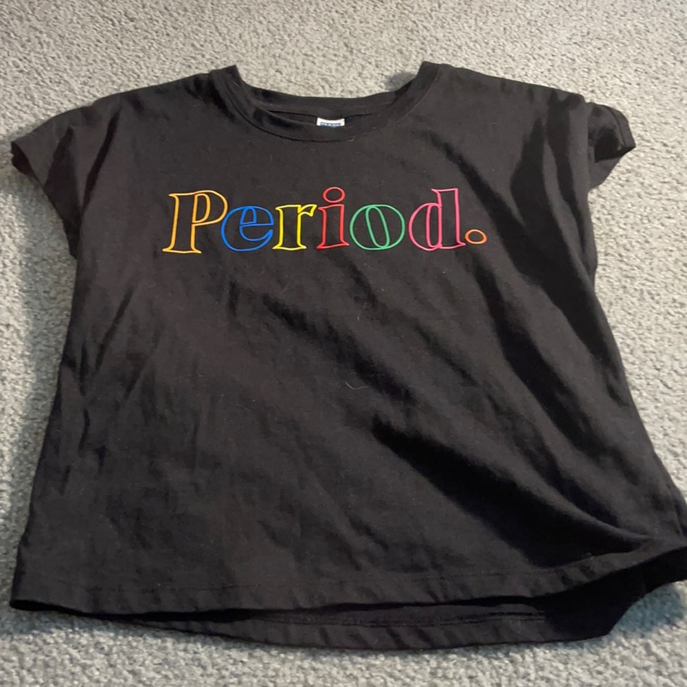 Black old navy shirt